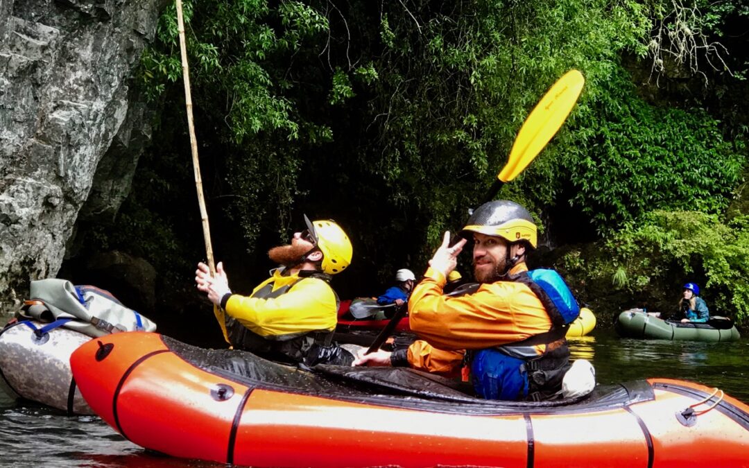 Chile beginner kayak Maichin River