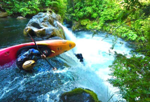 kayaking chile palguin waterfall
