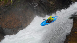 Expert Chile kayak trips